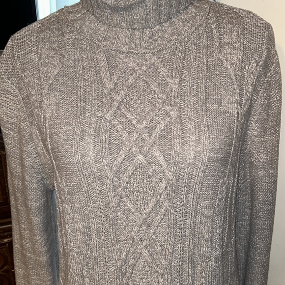 Style & Co, Grey, turtleneck Tunic Sweater. Size Large. - Picture 3 of 5
